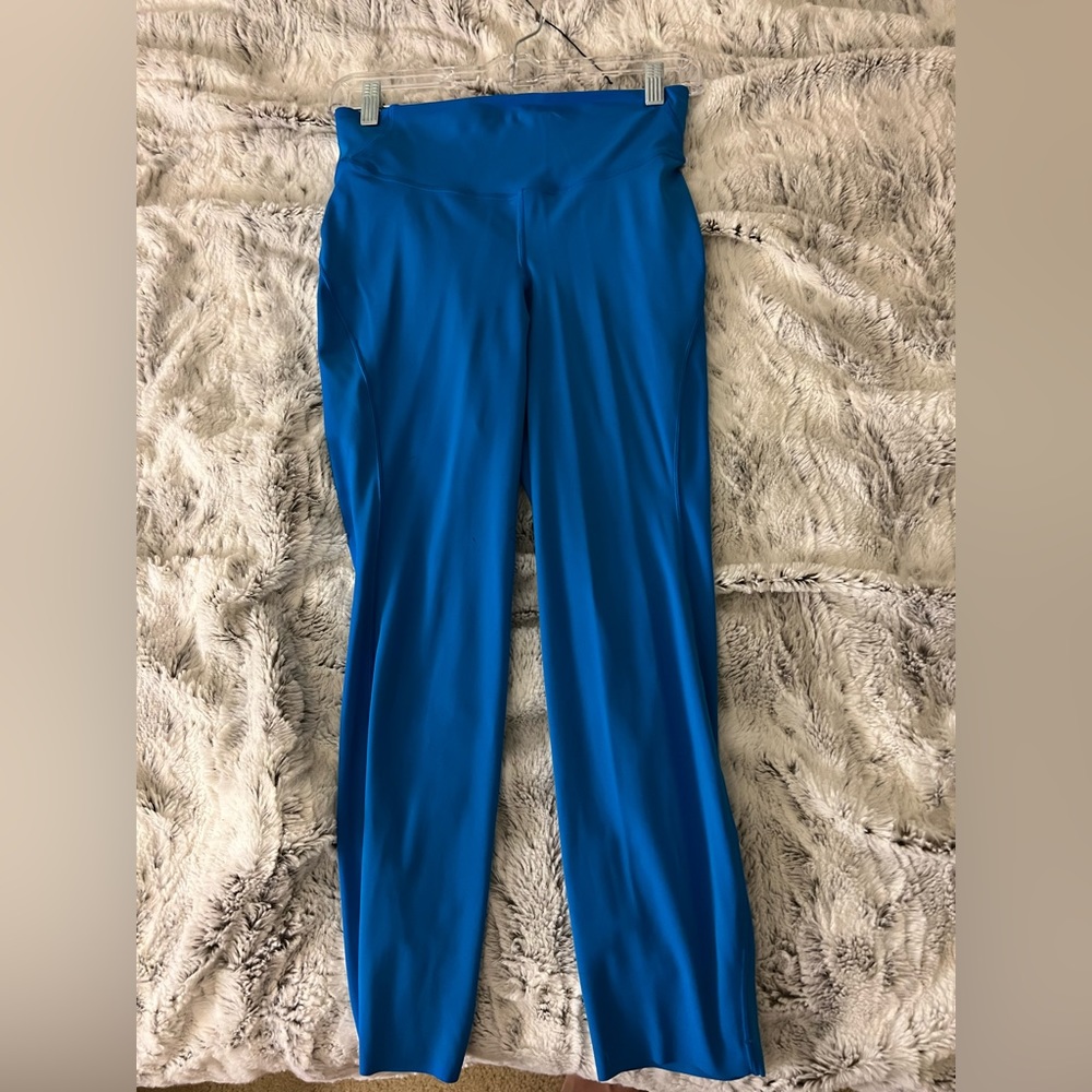 Lululemon Wunder Train High Rise cropped 23” Poolside blue size 6